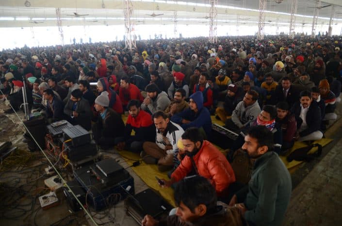 Sadh-Sangat Listening 

Bhajans in Naam-Charcha