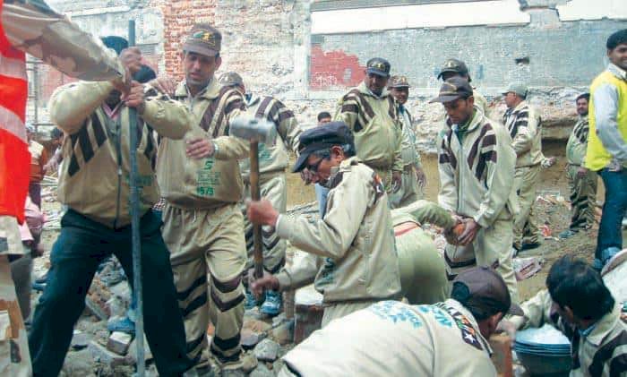 Building of Gurudwara Collapsed in New Delhi