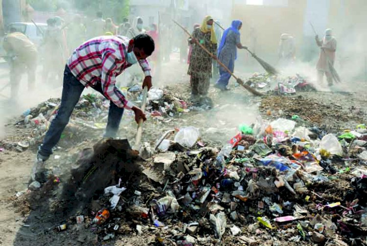 Cleanliness Earth Campaign at Bikaner on 25th November, 2011