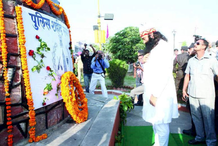 Cleanliness Earth Campaign at Jaipur on 1st November, 2011