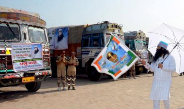 Dera Sacha Sauda Mobilizes 7 trucks of Relief Material for Uttarakhand Flood Victims