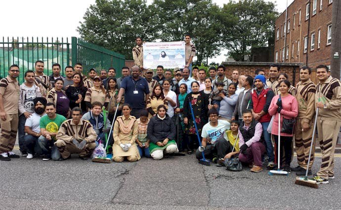 2nd Cleanliness Campaign in East Ham, London by Dera Sacha Sauda