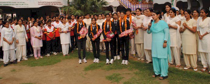Yoga Champions of Shah Satnam Ji Educational Institute Won 38 Medals