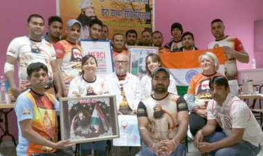 MSG The Messenger Inspires People For Blood Donation in Paris, France