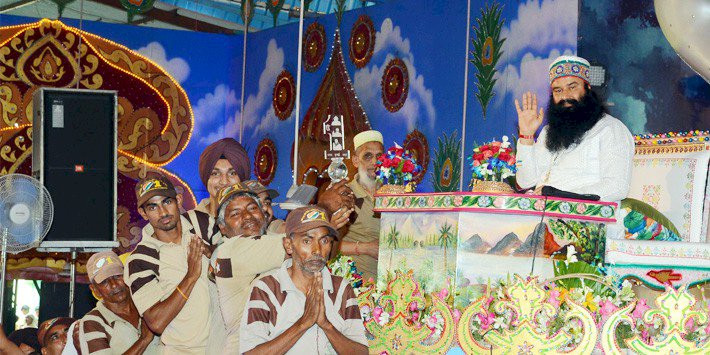 Celebrations of Maha Propkar Diwas with enthusiasm & love for humanity