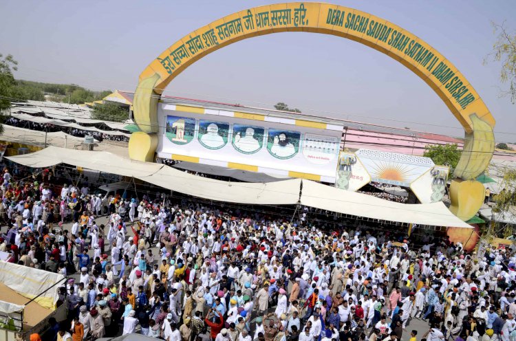 Dera Sacha Sauda Sirsa, flooded with followers!