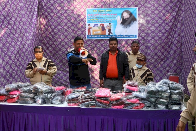 Warm Clothes Distribution by DSS Volunteers following the guidance of Saint Dr. Gurmeet Ram Rahim Singh Ji Insan