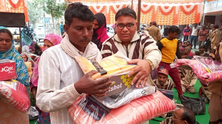 Warm Clothes Distribution by DSS Volunteers following the guidance of Saint Dr. Gurmeet Ram Rahim Singh Ji Insan