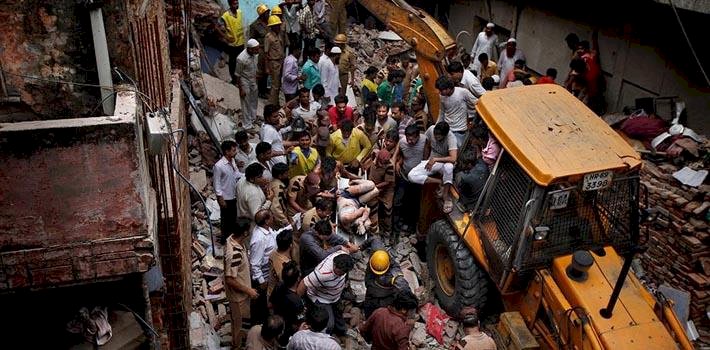 Four Storey Building Collapses in Inderlok, Delhi