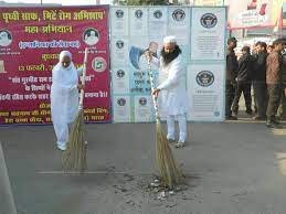 15th Mega Cleanliness Campaign in Rohtak (Hry) on February 13, 2013